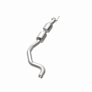 Land Rover Range Rover Catalytic Converter - Underbody - Magnaflow - OEM Grade Direct-Fit, EPA/Federal Compliant - `13-`20