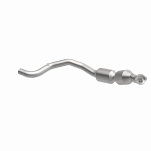 Land Rover Range Rover Sport Catalytic Converter - Underbody - Magnaflow - OEM Grade Direct-Fit, EPA/Federal Compliant - `14-`20