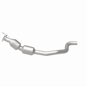 Land Rover Range Rover Sport Catalytic Converter - Underbody - Magnaflow - OEM Grade Direct-Fit, EPA/Federal Compliant - `14-`20