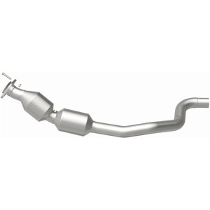 Land Rover Range Rover Sport Catalytic Converter - Underbody - Magnaflow - OEM Grade Direct-Fit, EPA/Federal Compliant - `14-`20