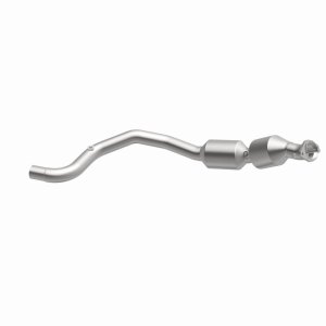 Land Rover Range Rover Sport Catalytic Converter - Underbody - Magnaflow - OEM Grade Direct-Fit, EPA/Federal Compliant - `14-`20