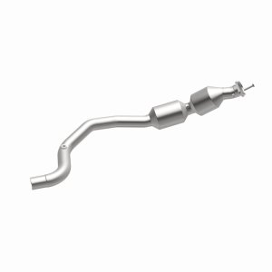 Land Rover Range Rover Sport Catalytic Converter - Underbody - Magnaflow - OEM Grade Direct-Fit, EPA/Federal Compliant - `14-`20