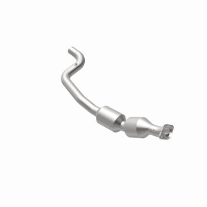 Land Rover Range Rover Sport Catalytic Converter - Underbody - Magnaflow - OEM Grade Direct-Fit, EPA/Federal Compliant, Spun-Body, Mandrel-Bent 409 Stainless Steel - `14-`20 Land Rover Range Rover Sport Catalytic Converter - Underbody - Magnaflow - OEM Grade Direct-Fit, EPA/Federal Compliant, Spun-Body, Mandrel-Bent 409 Stainless Steel - `14-`20