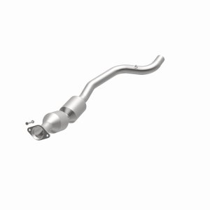 Land Rover Range Rover Sport Catalytic Converter - Underbody - Magnaflow - OEM Grade Direct-Fit, EPA/Federal Compliant, Spun-Body, Mandrel-Bent 409 Stainless Steel - `14-`20 Land Rover Range Rover Sport Catalytic Converter - Underbody - Magnaflow - OEM Grade Direct-Fit, EPA/Federal Compliant, Spun-Body, Mandrel-Bent 409 Stainless Steel - `14-`20