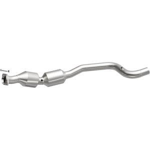 Land Rover Range Rover Sport Catalytic Converter - Underbody - Magnaflow - OEM Grade Direct-Fit, EPA/Federal Compliant, Spun-Body, Mandrel-Bent 409 Stainless Steel - `14-`20 Land Rover Range Rover Sport Catalytic Converter - Underbody - Magnaflow - OEM Grade Direct-Fit, EPA/Federal Compliant, Spun-Body, Mandrel-Bent 409 Stainless Steel - `14-`20
