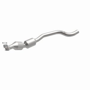Land Rover Range Rover Sport Catalytic Converter - Underbody - Magnaflow - OEM Grade Direct-Fit, EPA/Federal Compliant, Spun-Body, Mandrel-Bent 409 Stainless Steel - `14-`20 Land Rover Range Rover Sport Catalytic Converter - Underbody - Magnaflow - OEM Grade Direct-Fit, EPA/Federal Compliant, Spun-Body, Mandrel-Bent 409 Stainless Steel - `14-`20