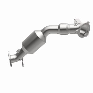 Land Rover LR2 Catalytic Converter - Front - Magnaflow - OEM Grade, Direct-Fit (Close-Coupled), Federal/EPA Compliant, Stainless Steel - `13-`15