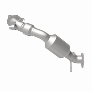 Land Rover LR2 Catalytic Converter - Front - Magnaflow - OEM Grade, Direct-Fit (Close-Coupled), Federal/EPA Compliant, Stainless Steel - `13-`15