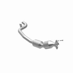 Land Rover Range Rover Sport Catalytic Converter - Underbody - Magnaflow - Direct-Fit OEM Grade, Federal/EPA Compliant, Stainless Steel - `14-`19