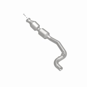 Land Rover Range Rover Sport Catalytic Converter - Underbody - Magnaflow - Direct-Fit OEM Grade, Federal/EPA Compliant, Stainless Steel - `14-`19