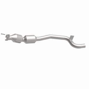Land Rover Range Rover Sport Catalytic Converter - Underbody - Magnaflow - Direct-Fit OEM Grade, Federal/EPA Compliant, Stainless Steel - `14-`19