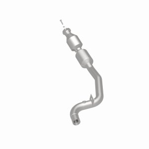 Land Rover Range Rover Sport Catalytic Converter - Underbody - Magnaflow - Direct-Fit OEM Grade, Federal/EPA Compliant, Stainless Steel - `14-`19