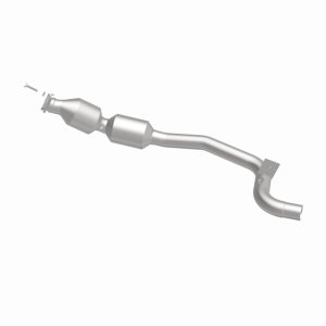 Land Rover Range Rover Sport Catalytic Converter - Underbody - Magnaflow - Direct-Fit OEM Grade, Federal/EPA Compliant, Stainless Steel - `14-`19