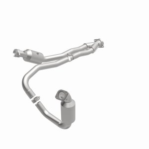 Ford Transit-150 Catalytic Converter - Magnaflow - Direct-Fit - `15-`17
