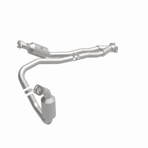 Ford Transit-250 Catalytic Converter - Magnaflow - Direct-Fit - `15-`19