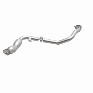 Land Rover LR4 Catalytic Converter - Underbody - Magnaflow - OEM Grade Direct-Fit, Federal/EPA Compliant, 409 Stainless Steel - `14-`16