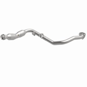 Land Rover LR4 Catalytic Converter - Underbody - Magnaflow - OEM Grade Direct-Fit, Federal/EPA Compliant, 409 Stainless Steel - `14-`16