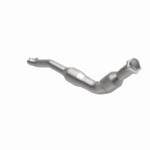 Land Rover LR4 Catalytic Converter - Underbody - Magnaflow - OEM Grade Direct-Fit, Federal/EPA Compliant - `14-`16
