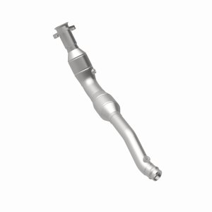 Land Rover LR4 Catalytic Converter - Underbody - Magnaflow - OEM Grade Direct-Fit, Federal/EPA Compliant - `14-`16