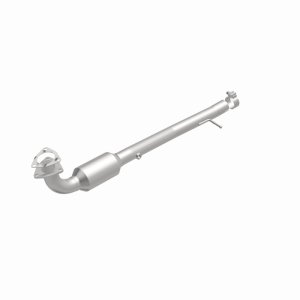 Land Rover Range Rover Catalytic Converter - Underbody - Magnaflow - OEM Grade Direct-Fit (Federal/EPA Compliant) - `07-`09