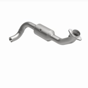 Ford F-150 Catalytic Converter - Underbody - Magnaflow - OEM Grade Direct-Fit - `07-`08
