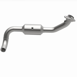 Ford F-150 Catalytic Converter - Underbody - Magnaflow - OEM Grade Direct-Fit - `07-`08