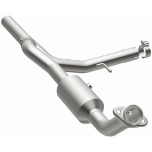 Ford F-150 Catalytic Converter - Underbody - Magnaflow - OEM Grade Direct-Fit - `07-`08