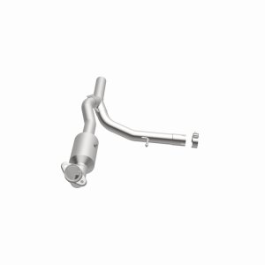 Ford F-150 Catalytic Converter - Underbody - Magnaflow - OEM Grade Direct-Fit - `07-`08