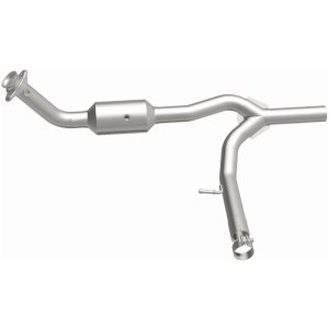 Ford F-150 Catalytic Converter - Underbody - Magnaflow - OEM Grade Direct-Fit - `07-`08