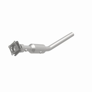 Chrysler Sebring Catalytic Converter - Underbody - Magnaflow - OEM Grade Direct-Fit - `04-`05