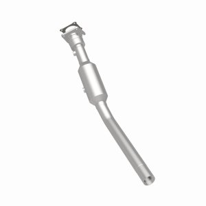 Chrysler Sebring Catalytic Converter - Underbody - Magnaflow - OEM Grade Direct-Fit - `04-`05