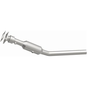 Chrysler Sebring Catalytic Converter - Underbody - Magnaflow - OEM Grade Direct-Fit - `04-`05