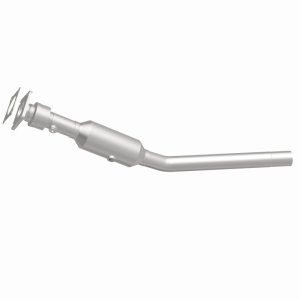 Chrysler Sebring Catalytic Converter - Underbody - Magnaflow - OEM Grade Direct-Fit - `04-`05