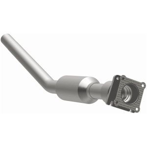 Chrysler Sebring Catalytic Converter - Underbody - Magnaflow - OEM Grade Direct-Fit - `04-`05