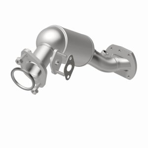 Toyota Highlander Catalytic Converter - Magnaflow - Direct Fit, OEM Grade, Manifold - `17-`19