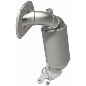 Toyota Highlander Catalytic Converter - Magnaflow - OEM Grade Direct-Fit - `17-`22