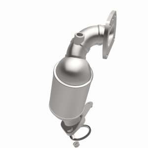 Toyota Highlander Catalytic Converter - Magnaflow - OEM Grade Direct-Fit - `17-`22