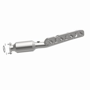 INFINITI QX56 Catalytic Converter - Magnaflow - OEM Grade Direct-Fit - `11-`13