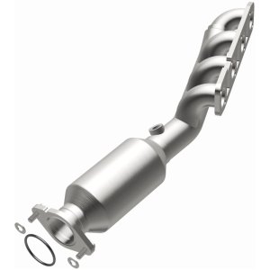 INFINITI QX56 Catalytic Converter - Magnaflow - OEM Grade Direct-Fit - `11-`13