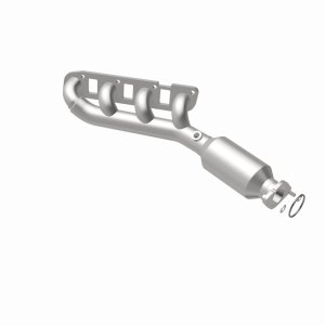 INFINITI QX56 Catalytic Converter - Magnaflow - OEM Grade Direct-Fit - `11-`13