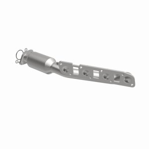 INFINITI QX80 Catalytic Converter - Magnaflow - OEM Grade Direct-Fit - `14-`16