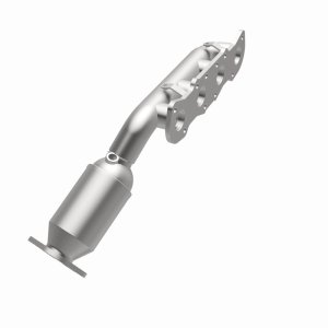 Hyundai Equus Direct-Fit Catalytic Converter - Magnaflow - OEM Grade Manifold - `12-`16