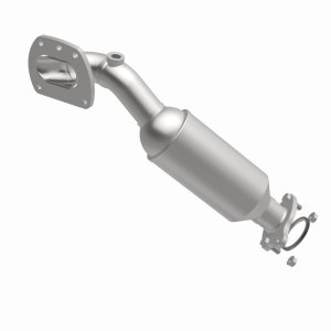 Toyota Tacoma Performance Exhaust - Magnaflow - OEM Grade Federal/EPA Compliant Direct-Fit Catalytic Converter - `16-`20