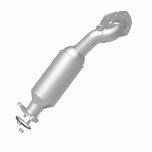 Toyota Tacoma Performance Exhaust - Magnaflow - OEM Grade Federal/EPA Compliant Direct-Fit Catalytic Converter - `16-`20