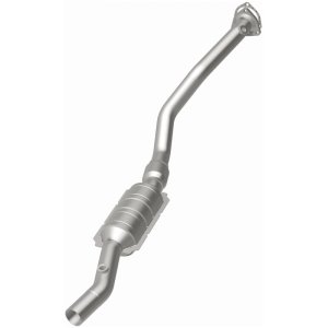Volkswagen Passat Catalytic Converter - Magnaflow - HM Grade Direct-Fit - `98-`00