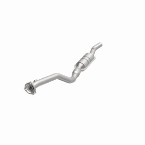 Volkswagen Passat Catalytic Converter - Magnaflow - HM Grade Direct-Fit - `98-`00
