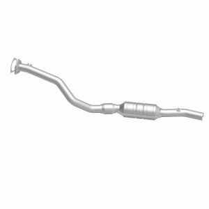 Volkswagen Passat Catalytic Converter - Magnaflow - HM Grade Direct-Fit - `98-`00
