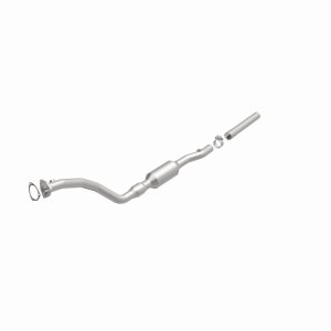 Volkswagen Passat Catalytic Converter - Magnaflow - HM Grade Federal/EPA Compliant - `98-`00