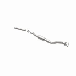 Volkswagen Passat Catalytic Converter - Magnaflow - HM Grade Federal/EPA Compliant - `98-`00