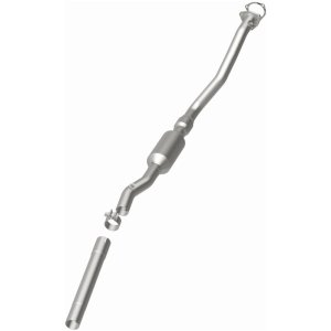 Volkswagen Passat Catalytic Converter - Magnaflow - HM Grade Federal/EPA Compliant - `98-`00